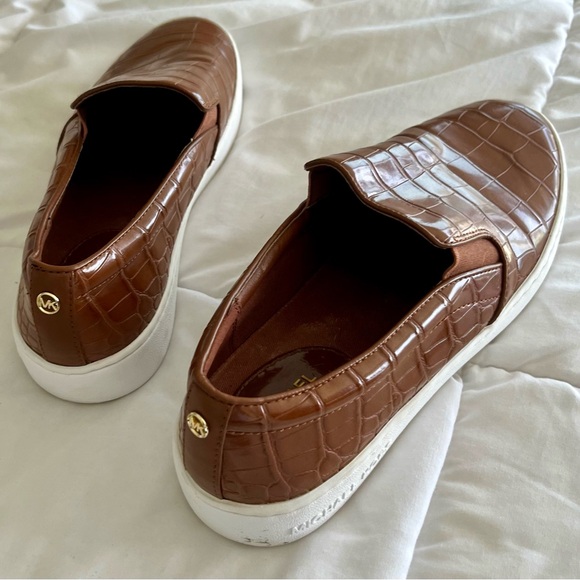 Michael Kors men/women’s(unisex) brown shoes,Barely worn,size 10,rubber outsole - Picture 8 of 14